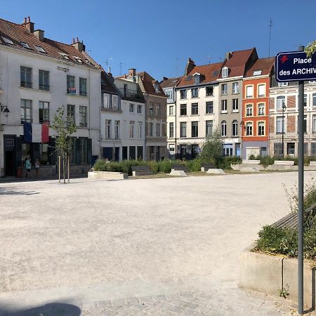 Little Plaza Appart'Hotel Lila Exterior foto