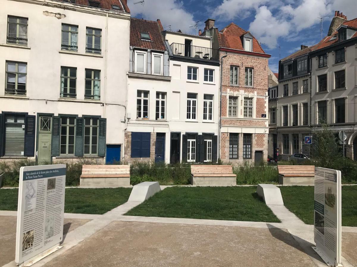 Little Plaza Appart'Hotel Lila Exterior foto